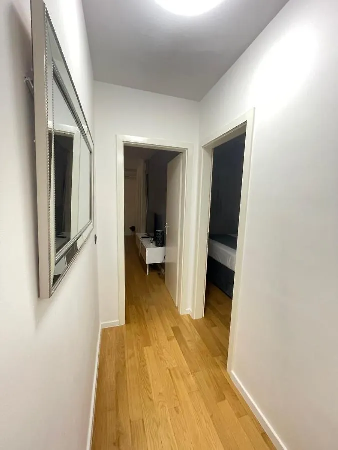 Apartment Naomi Znjan Split 0*,  Croatia