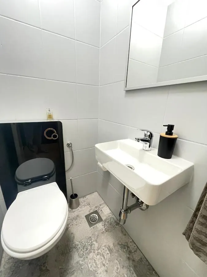 Apartment Naomi Znjan Split 0*,  Croatia