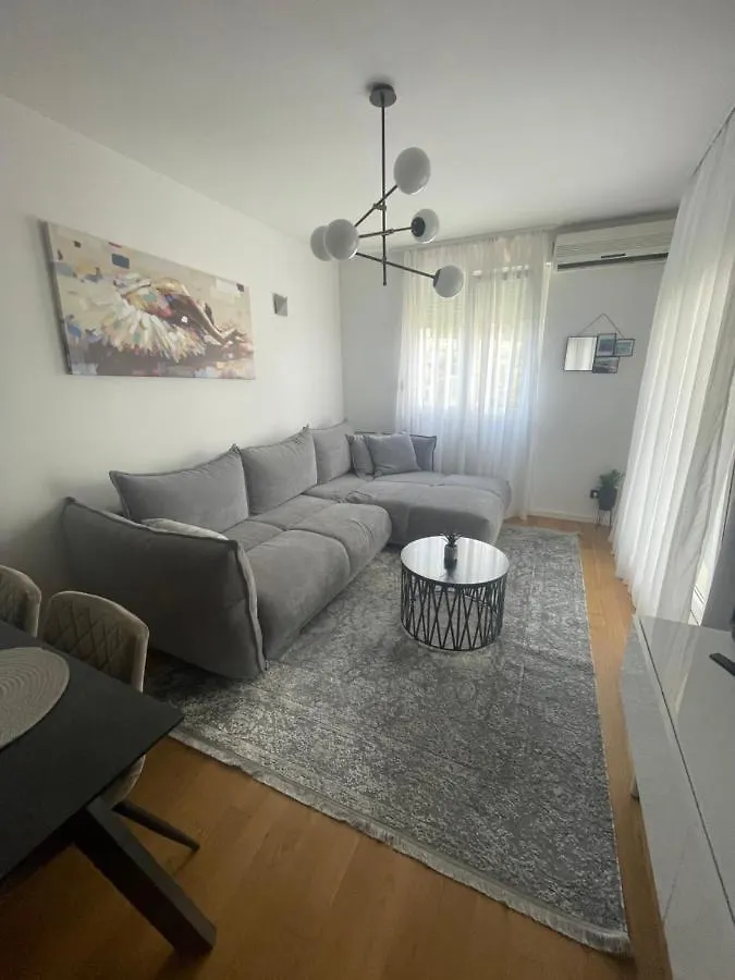 Apartment Naomi Znjan Split
