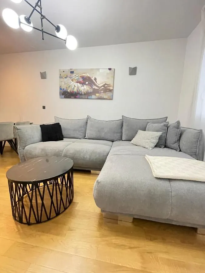Apartment Naomi Znjan Split 0*,  Croatia